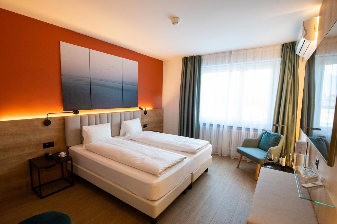 Ascona Lodge, Pool & Garden Retreat Quarto foto